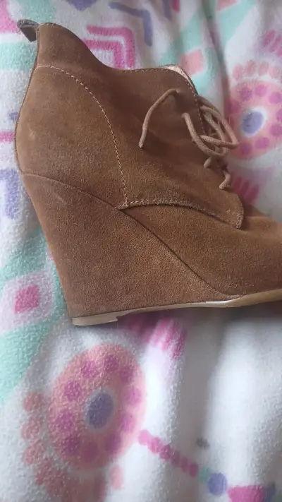 Botines de gamuza marrón con plataforma - miniatura 2