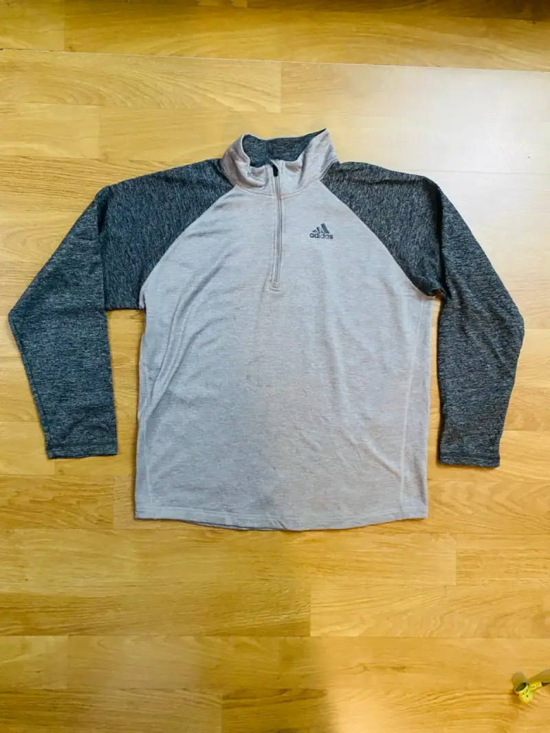 Polerón deportivo gris Adidas talla L