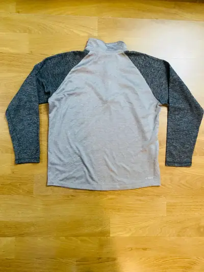 Polerón deportivo gris Adidas talla L - miniatura 3