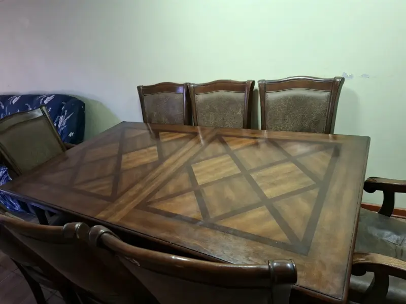 Juego de comedor de madera con 8 sillas - 5