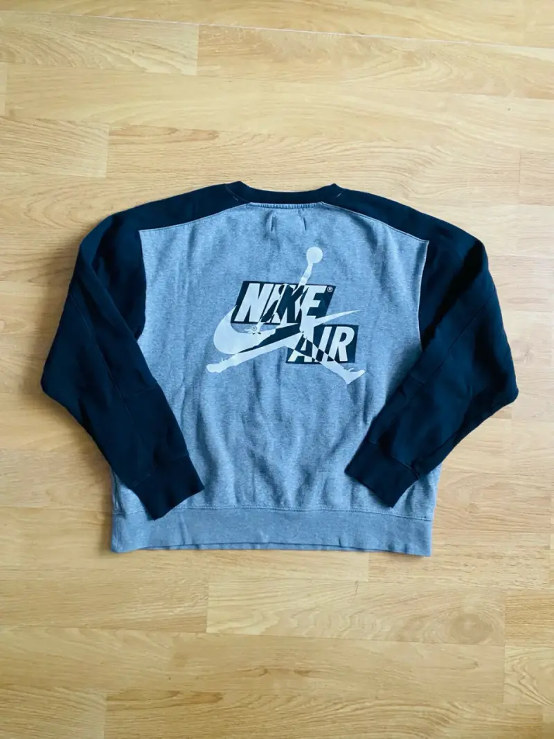 Polerón Nike Air Jordan gris y negro talla M - 4