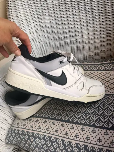 Zapatillas deportivas Nike Air Force blancas - miniatura 1