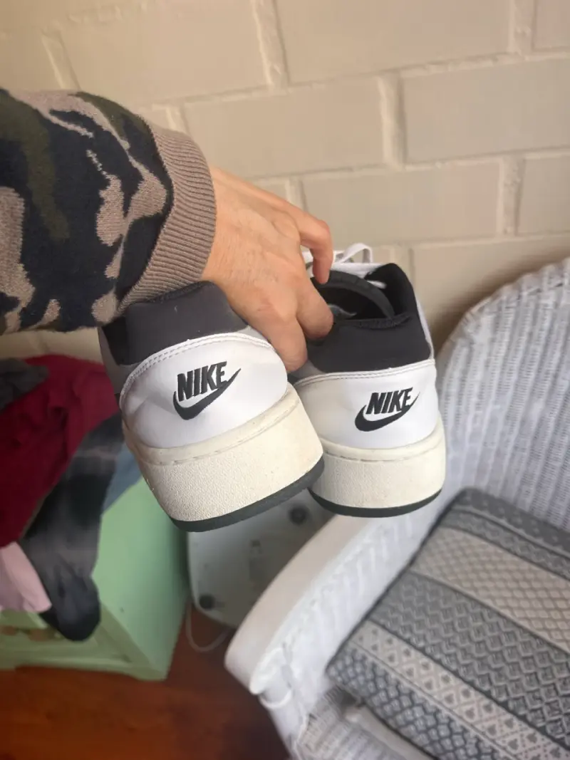 Zapatillas deportivas Nike Air Force blancas - 4