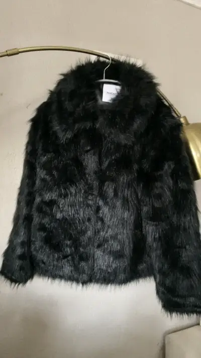 Chaqueta de piel sintética negra Marquis - miniatura 3