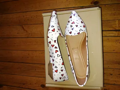 Zapatos planos Vizzano con diseño de corazones - miniatura 3