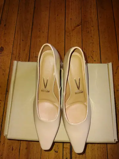 Zapatos de tacón beige Vizzano elegantes - miniatura 1