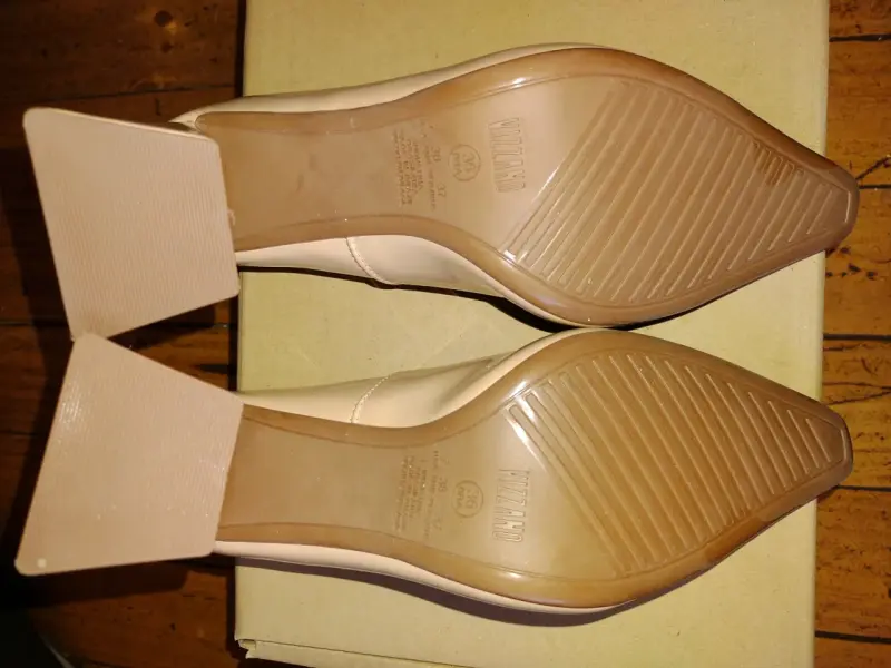 Zapatos de tacón beige Vizzano elegantes - 2