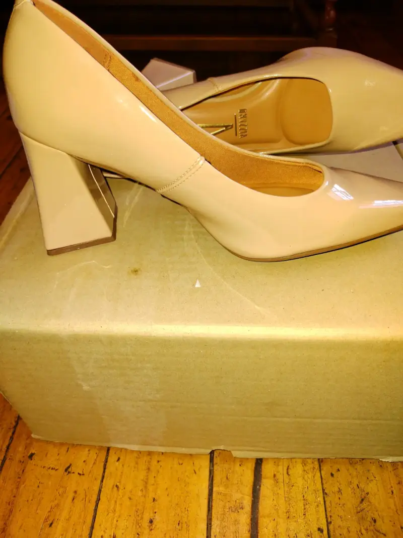 Zapatos de tacón beige Vizzano elegantes - 4