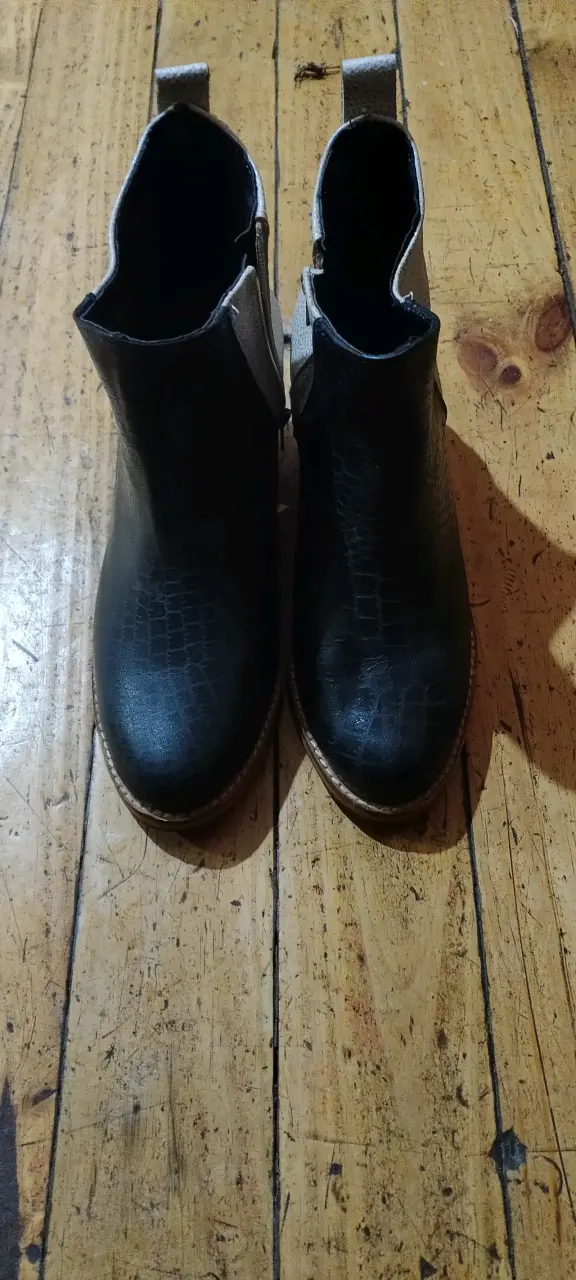 Botines de cuero bicolor con tacón - 3