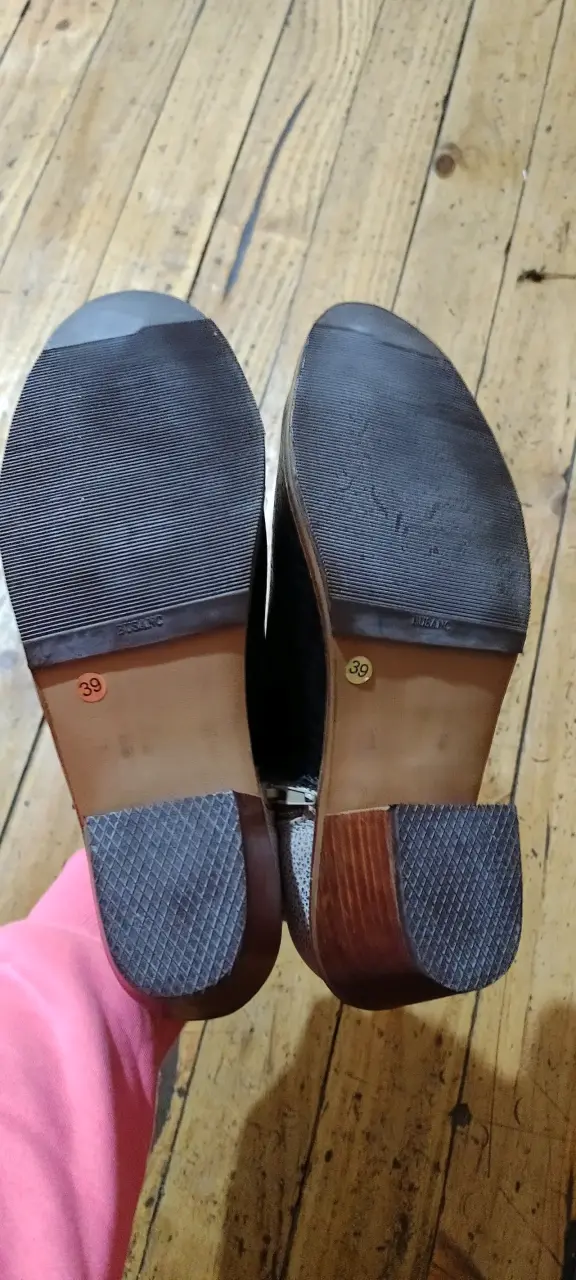 Botines de cuero bicolor con tacón - 4