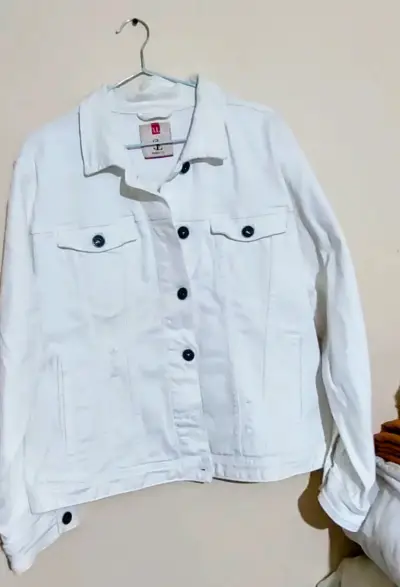 Chaqueta de mezclilla blanca para mujer talla XL - miniatura 1