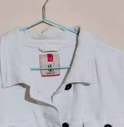 Chaqueta de mezclilla blanca para mujer talla XL - miniatura 2