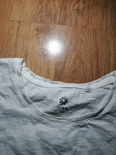 Blusa Blanca con Detalle de Encaje para Mujer - miniatura 2