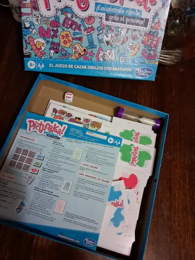 Juego de mesa Pictureka de Hasbro para niños - miniatura 2