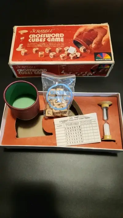Juego de Cubos de Palabras Scrabble Vintage - miniatura 2