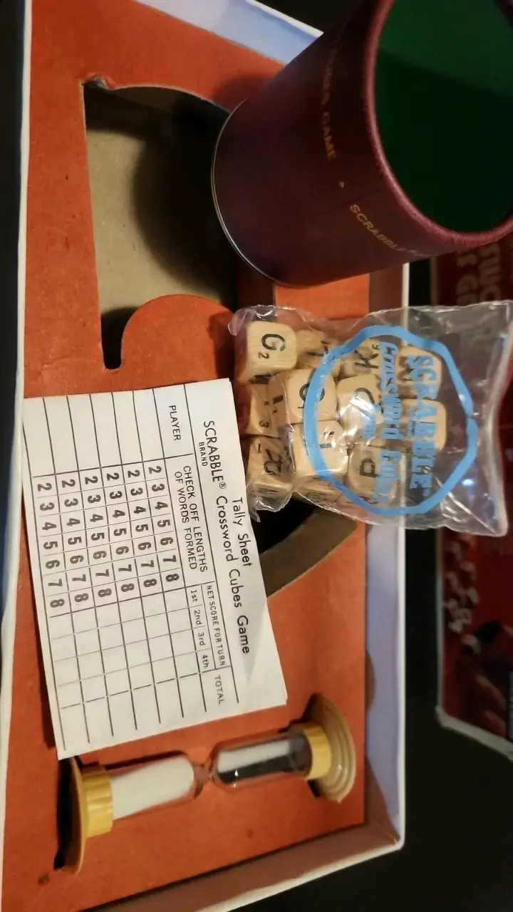 Juego de Cubos de Palabras Scrabble Vintage - 3