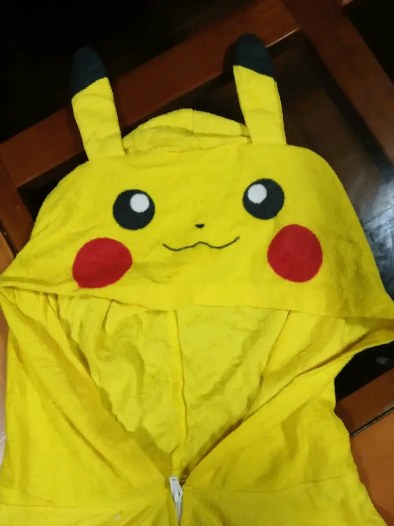 Pijama Entero Pikachu para Niños talla 14-16 - 3