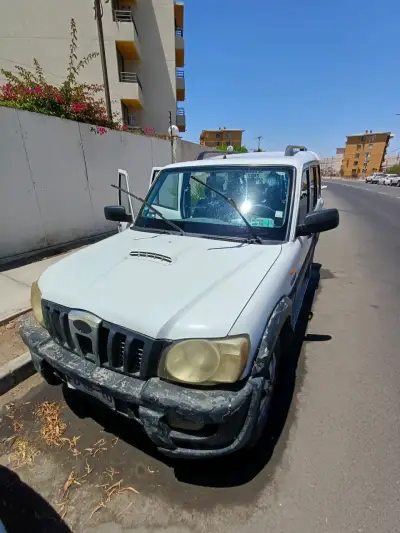 Mahindra New Scorpion 2012 4x2 Diesel - miniatura 6