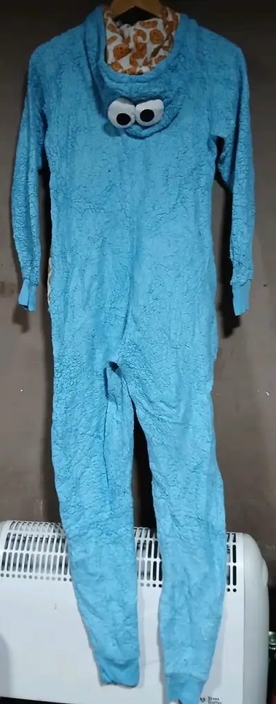 Enterito pijama con diseño  galletas talla  14-16 - miniatura 2