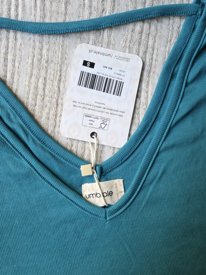 Polera Umbrale - 3