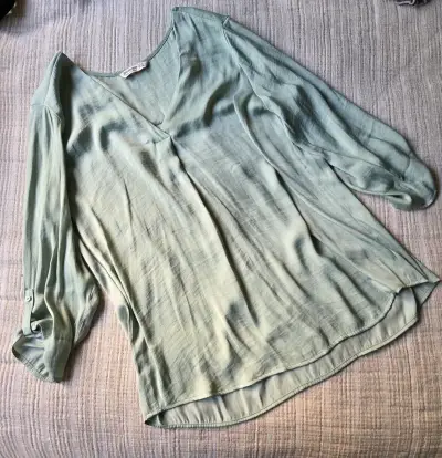 Blusa Stradivarius - miniatura 2