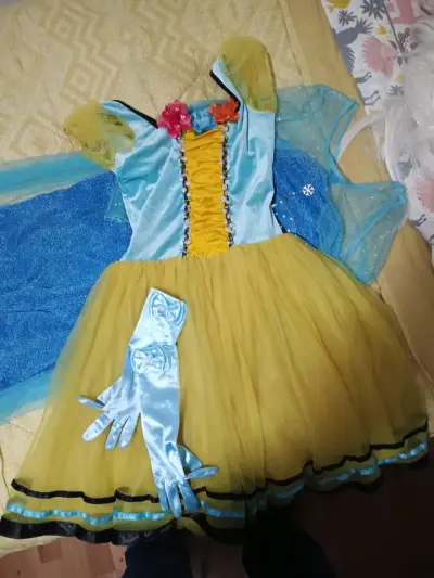 Disfraz de princesa infantil con guantes y peluca - miniatura 1