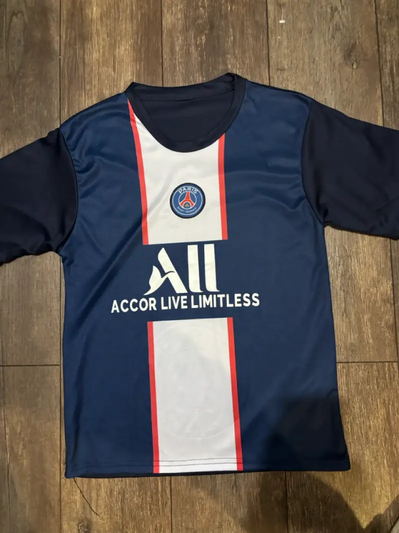 Camiseta PSG 2021 azul con logo