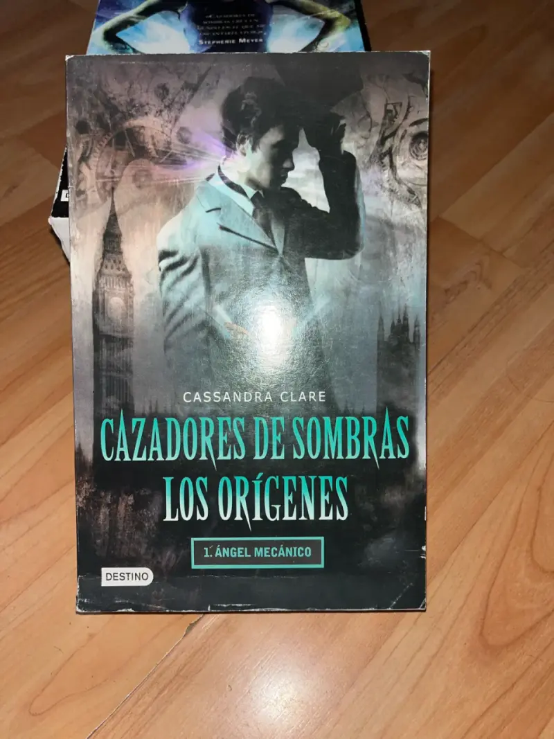 Colección de libros Cazadores de Sombras de Cassandra Clare - 2
