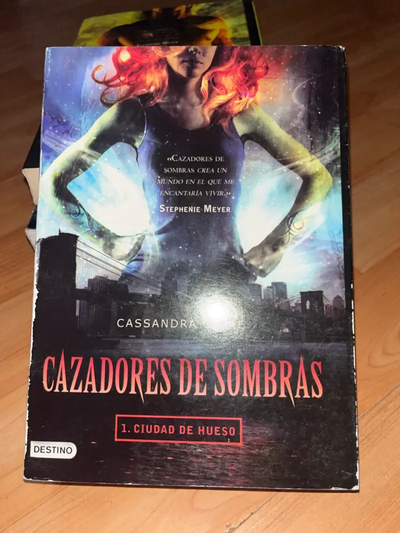 Colección de libros Cazadores de Sombras de Cassandra Clare - 4