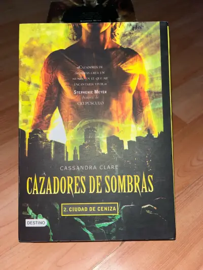 Colección de libros Cazadores de Sombras de Cassandra Clare - miniatura 5