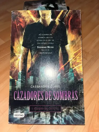 Colección de libros Cazadores de Sombras de Cassandra Clare - miniatura 6