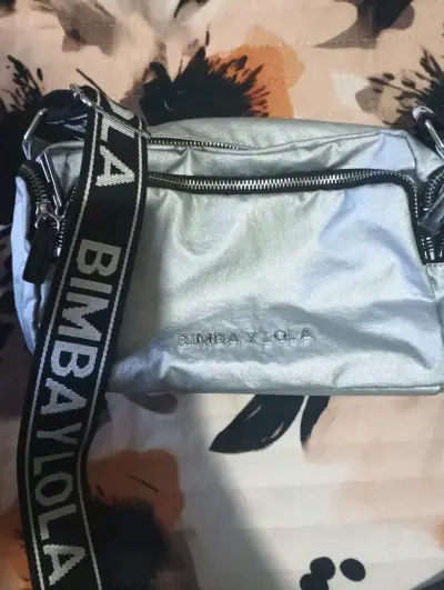 Bolso cruzado plateado Bimba y Lola - miniatura 1