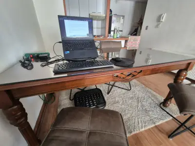Mesa de comedor de madera CIC con vidrio - miniatura 1