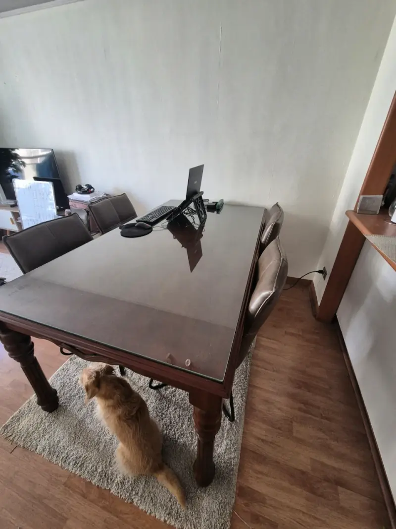 Mesa de comedor de madera CIC con vidrio - 3