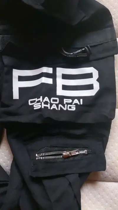 Pantalones cargo negros estilo casual - miniatura 2