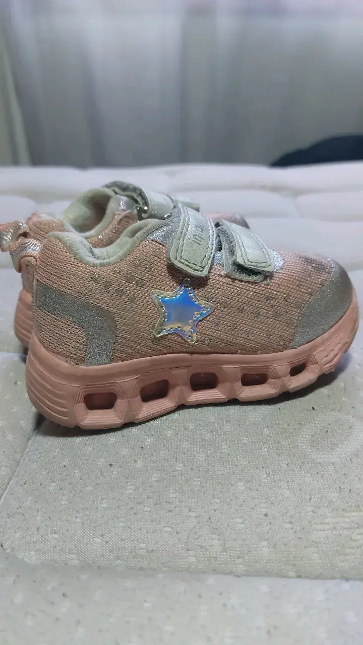 Zapatillas Infanti rosadas con brillo para niña - 3