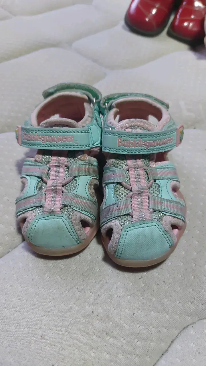 Sandalias para niña Bubblegummers color turquesa - 2