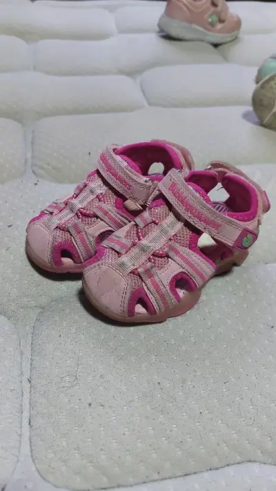 Sandalias rosadas para niña Bubblegummers - miniatura 1
