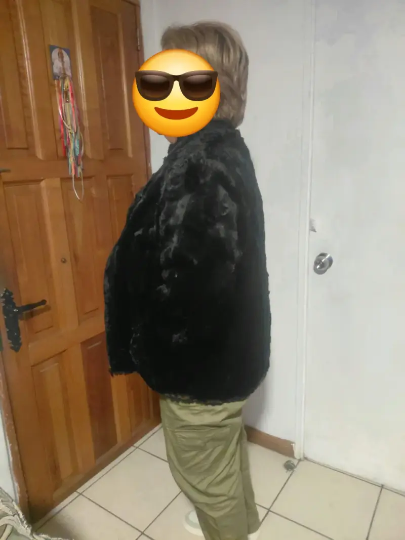 Chaqueta de piel sintética negra para mujer - 3