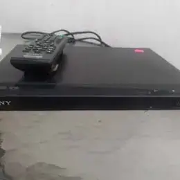 Reproductor de DVD Sony con control remoto - miniatura 2