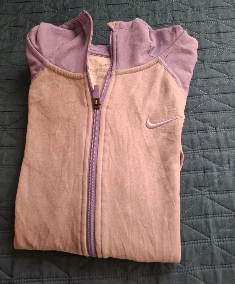 Polerón deportivo Nike con capucha para mujer