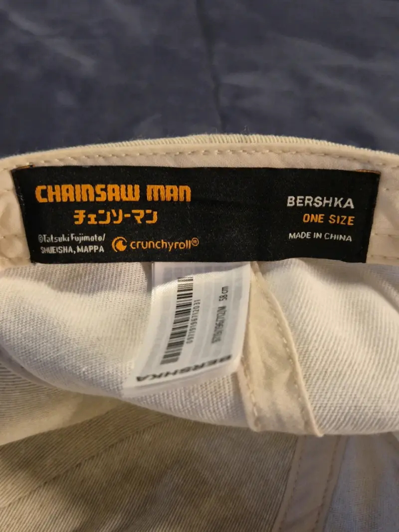 Gorra Chainsaw Man Bershka Beige - 3