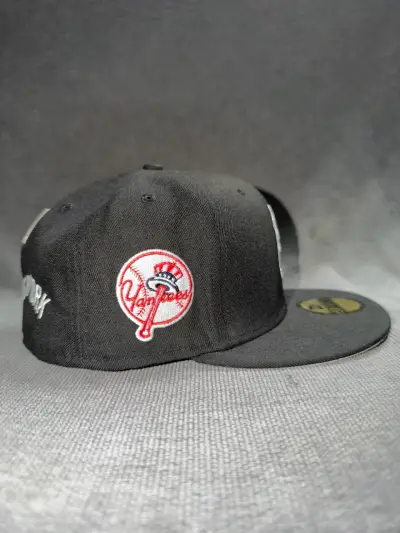 Gorra Negra New Era Yankees Alpha Industries - miniatura 4