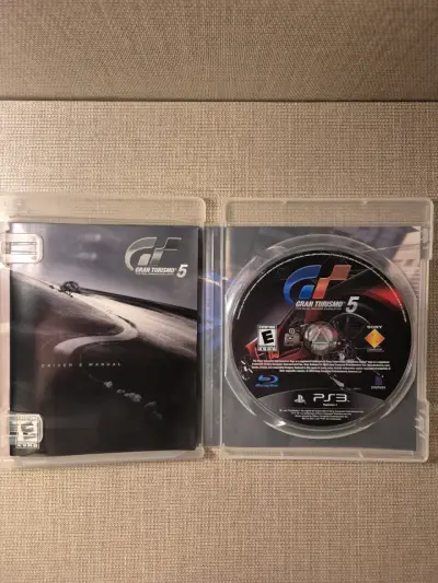 Juego Gran Turismo 5 para PS3 en buen estado - miniatura 3