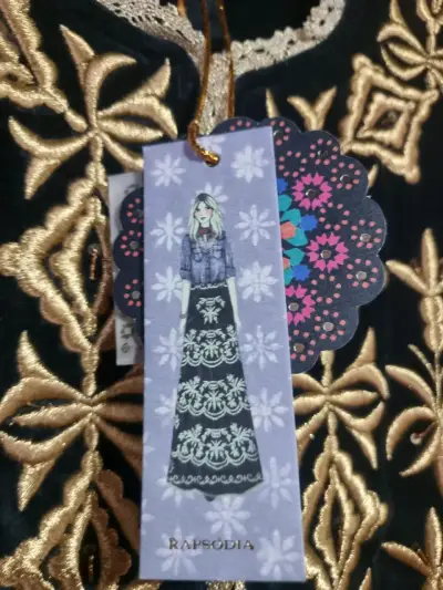 Chaqueta de terciopelo negro con bordado dorado R - miniatura 4