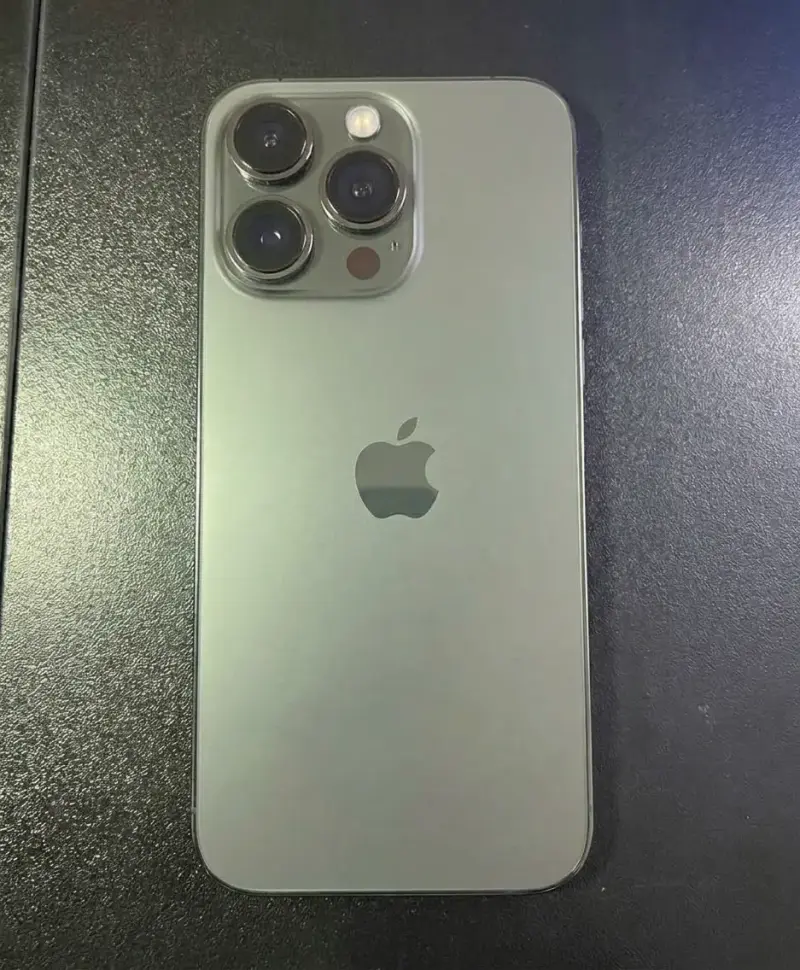 iPhone 13 Pro 77% en buen estado