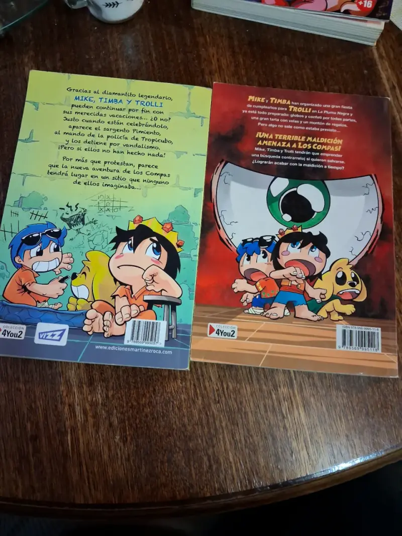 Libros Los Compas de Mikecrack y El Trollino - 4