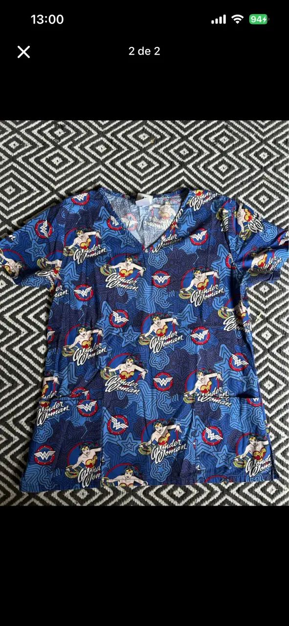 Uniforme clinico Wonder Woman azul