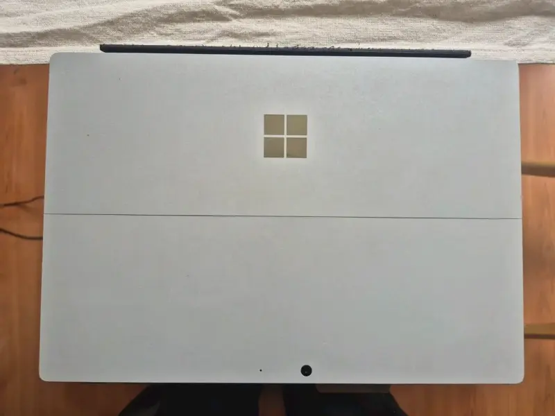 Microsoft Surface Pro 7 — Core i3, 4GB RAM, 128GB - $216.000 | Pulga
