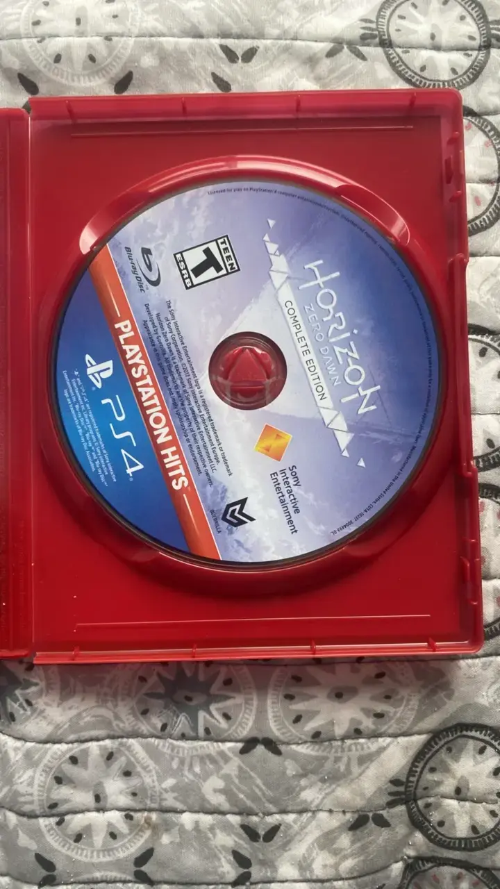 Juego PS4 Horizon Zero Dawn Edición Completa - 2